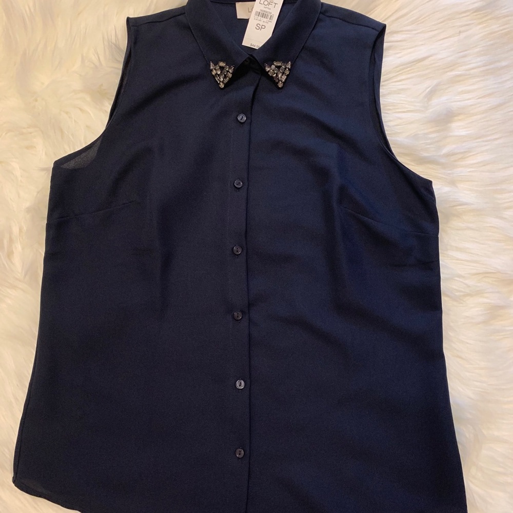 Navy blue top